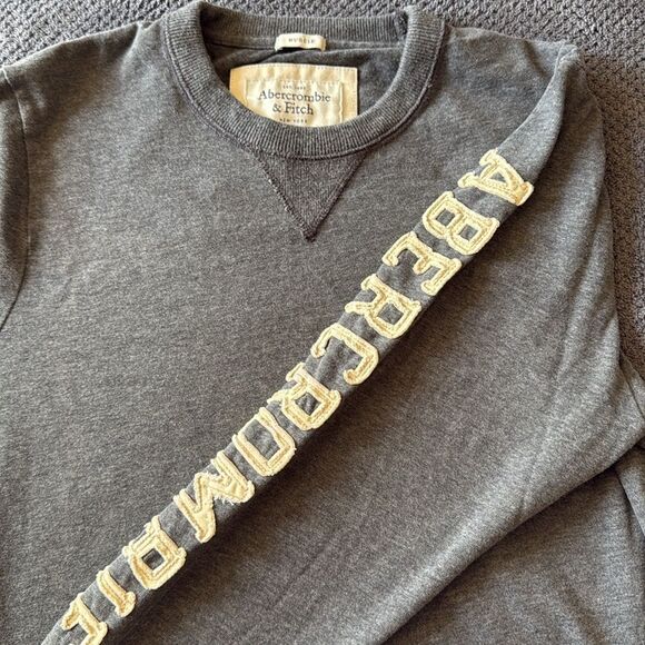 Abercrombie & Fitch Gray Muscle Fit Sweatshirt XL Long Sleeve Pullover - Picture 9 of 9